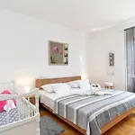 1021 Apartment Fazana