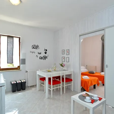 1021 Apartment