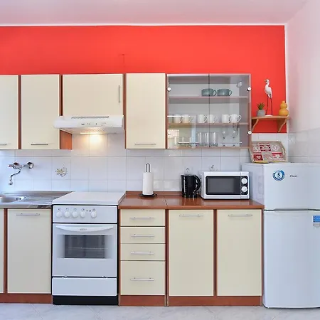 1021 Apartment